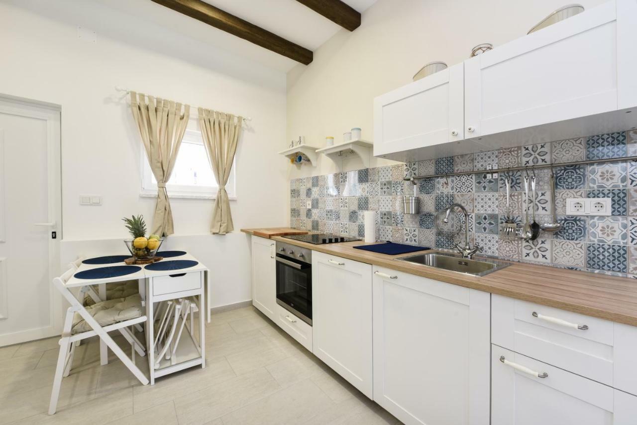 Apartmani Eladora บีโอกราดนาโมรู ภายนอก รูปภาพ