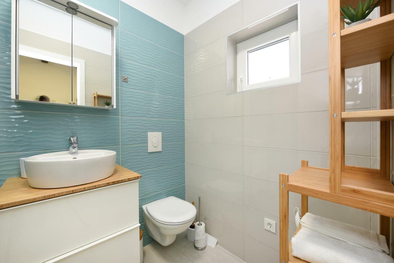 Apartmani Eladora บีโอกราดนาโมรู ภายนอก รูปภาพ